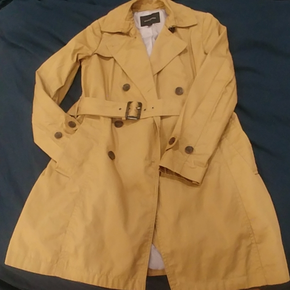 Banana Republic trench coat - Picture 1 of 5